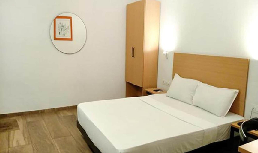 Bedroom 2, Affable Hotel, North Goa