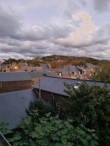 Others 5, New Windsor, Seine-Maritime