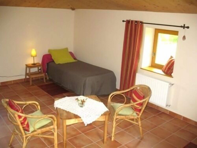 Bedroom 3, La Ferme Du Chapi, Rhône