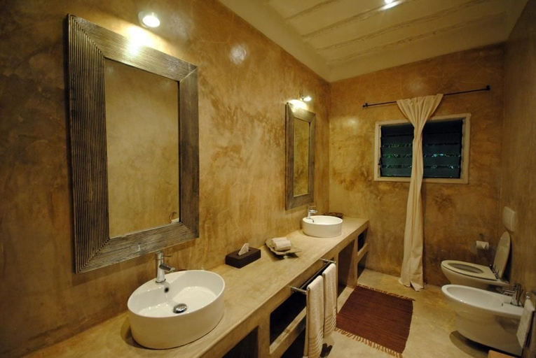Bathroom 4, La Malindina, Malindi
