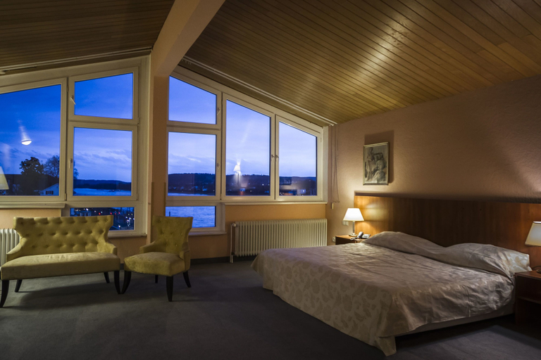 Bedroom 3, Baynunah Hotel Drachenfels, Rhein-Sieg-Kreis