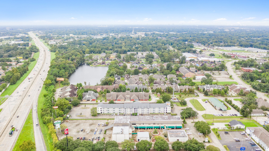 Exterior & Views 5, Siegel Select Baton Rouge, East Baton Rouge