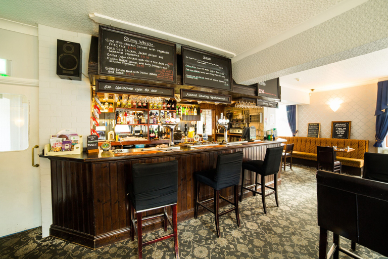 Food & Drinks 5, Whistle & Flute, North Lincolnshire