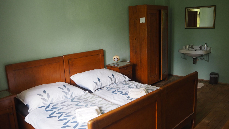 Bedroom 2, Vila Koman, Jezersko