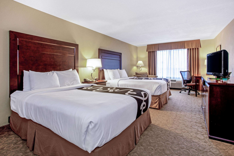 Bedroom 3, La Quinta Inn & Suites by Wyndham Bismarck, Burleigh