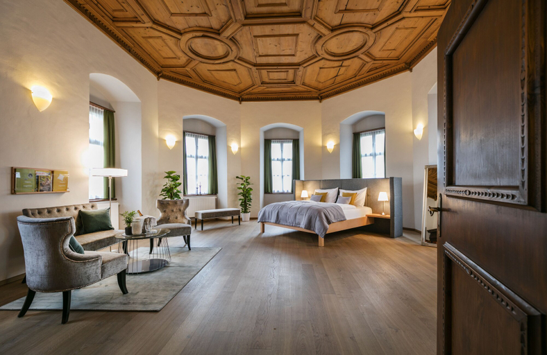 Bedroom 1, JUFA Hotel Schloss Röthelstein, Liezen