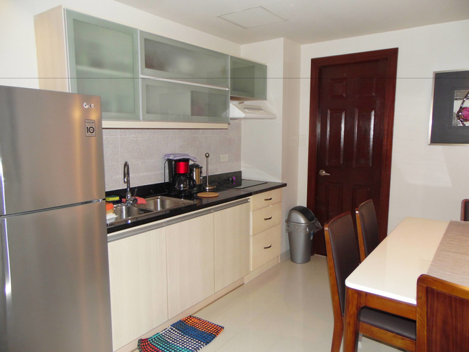 Others 5, Avalon Condominium, Cebu City