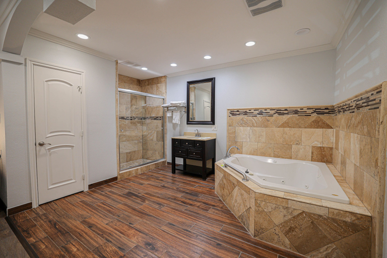 Bathroom 5, Motel 6 Tustin, CA – Orange County, Orange