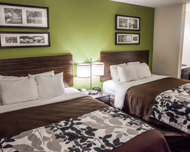 Bedroom 2, Garner Hotel TOPEKA WEST by IHG, Shawnee