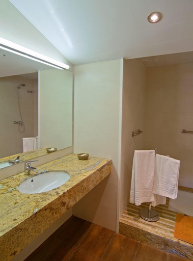 Bathroom 3, Hotel Pinxo, Girona