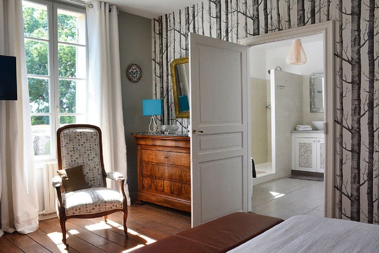 Bedroom 4, Chambre d'hôtes La Tillaie, Charente-Maritime