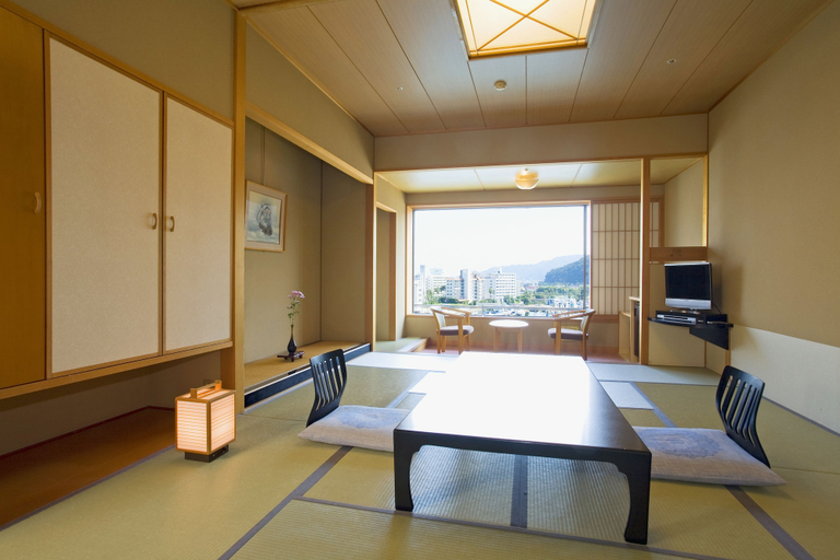 Bedroom 3, Awaji Yumesenkei, Sumoto