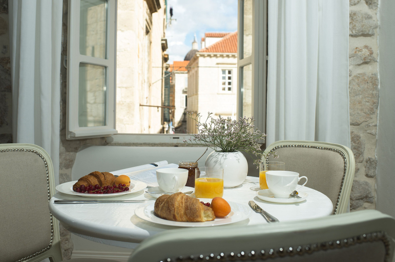 Food & Drinks 5, St. Joseph's, Dubrovnik
