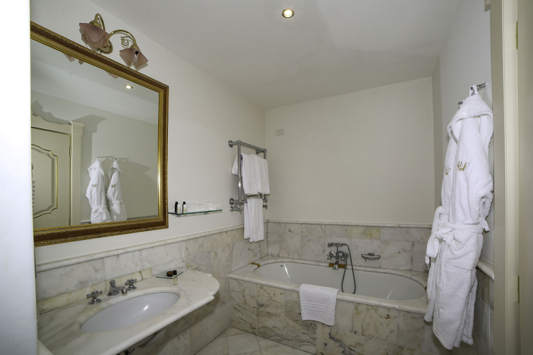 Bathroom 5, Hotel Villa Fraulo, Salerno