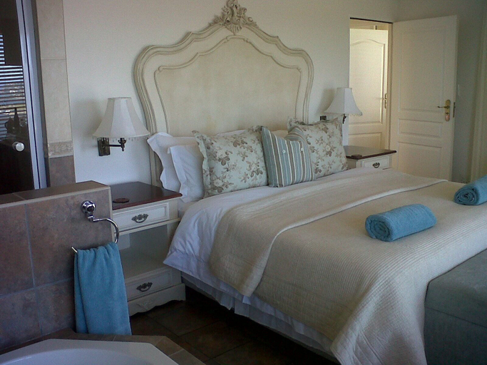 Bedroom 3, Atlantic Guest House, Eden