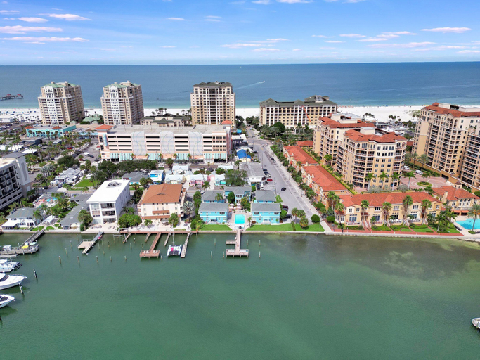 Exterior & Views 2, The Seashell Suites, Pinellas