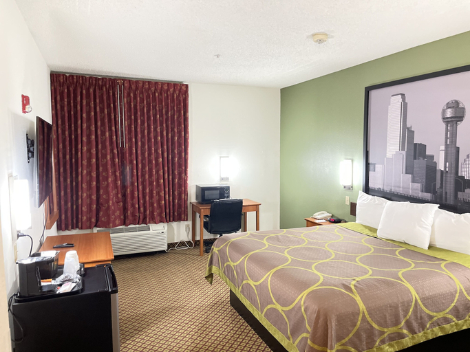 Bedroom 3, Super 8 by Wyndham Fort Worth Downtown South, Fort Worth