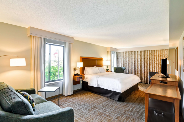 Bedroom 4, Hampton Inn Boca Raton, Palm Beach