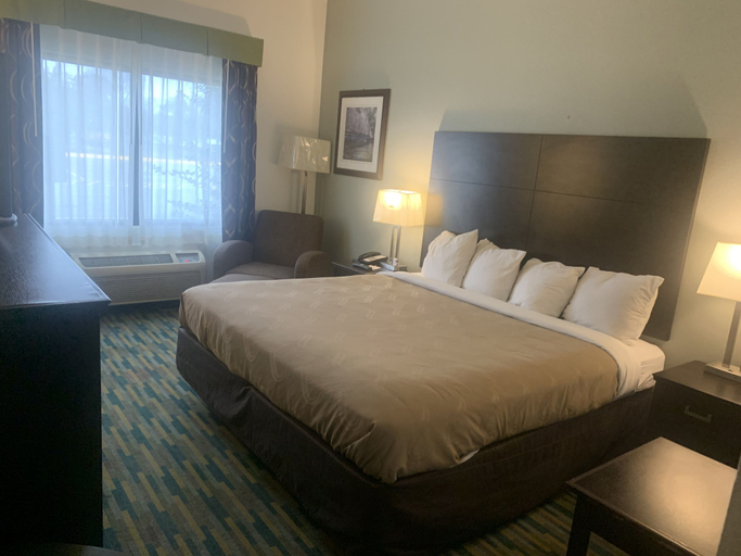 Bedroom 3, Quality Inn Winder, Barrow