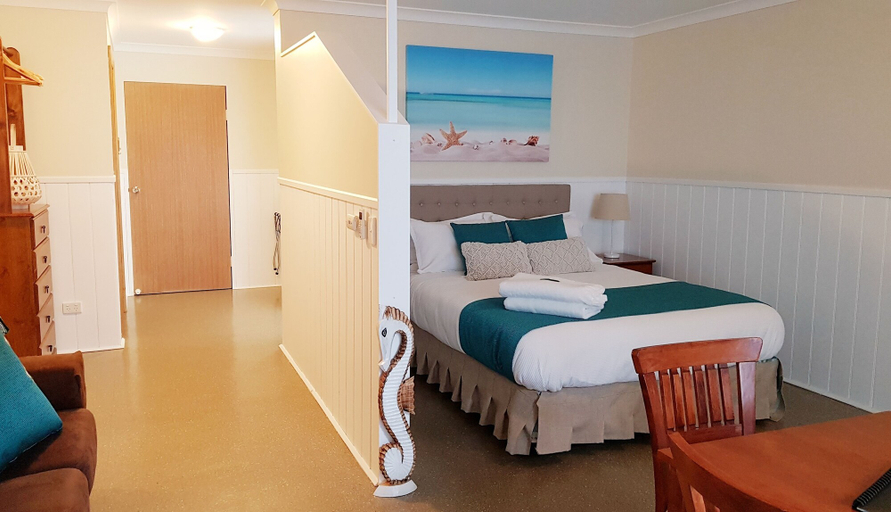 Bedroom 3, Hawley Beachside Accommodation, Latrobe - Pt A