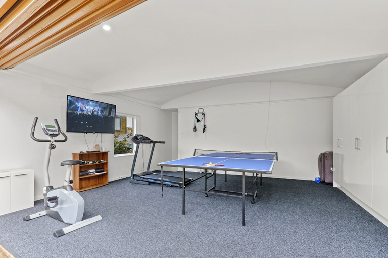Others 5, High-end Modern Villa Spa Pool & Views, Waitakere