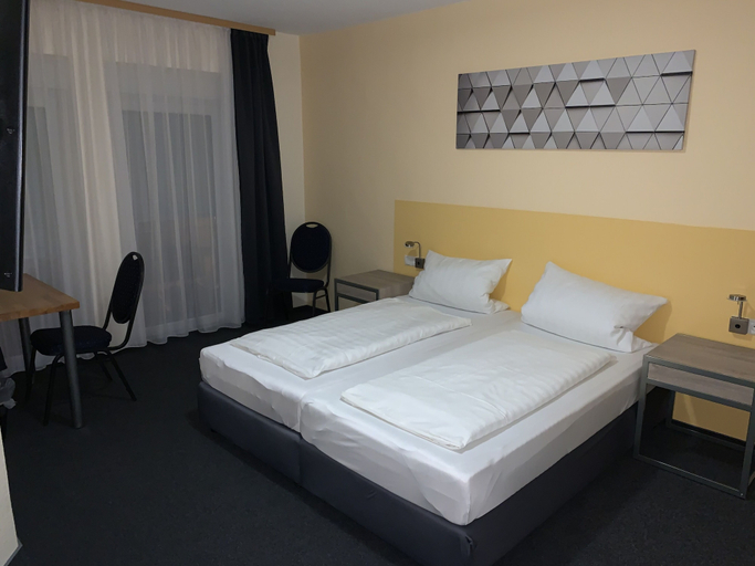 Bedroom 3, Hotel National, Koblenz