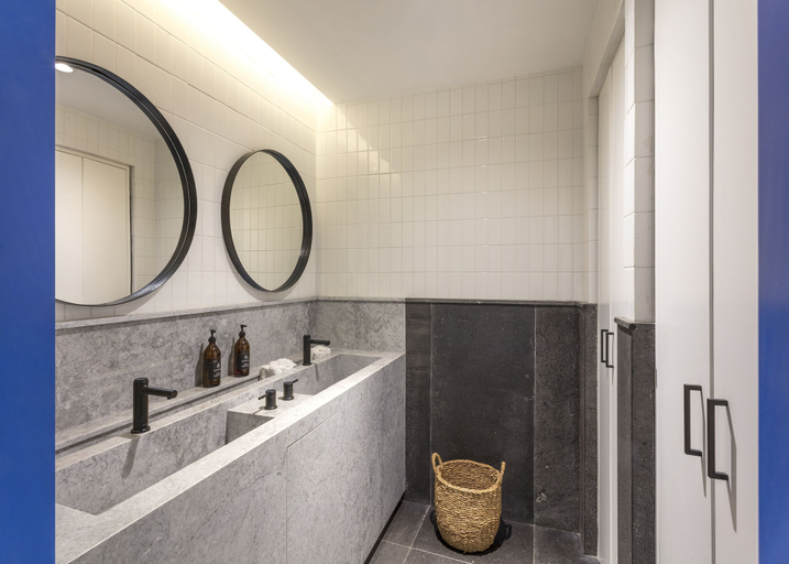 Bathroom 4, V65 Mexico, Mexico City