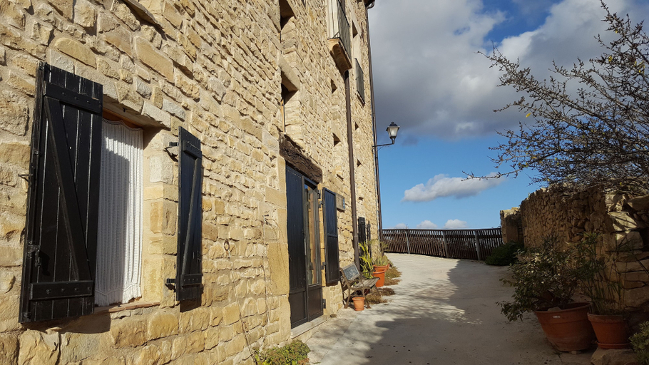 Exterior & Views, Les Cavallerisses Turisme Rural, Tarragona