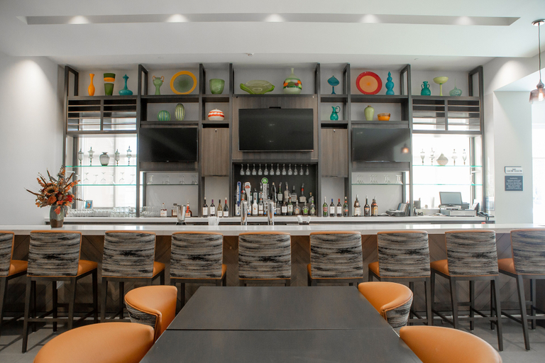 Food & Drinks 5, Hilton Garden Inn Corning Downtown, Steuben
