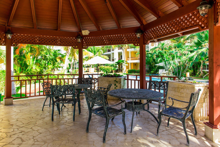Food & Drinks 4, Palm Green Vacations Whitesands, Salvaleon de Higuey