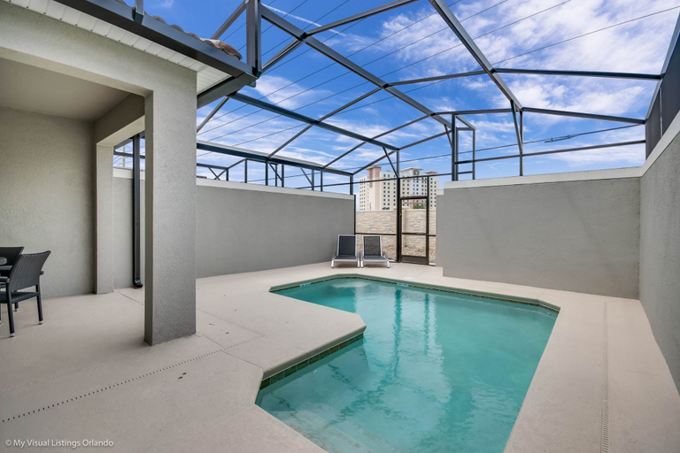 Sport & Beauty 5, Cool & Modern 4 Ved Storey Lake Pool Home 4911wind, Osceola