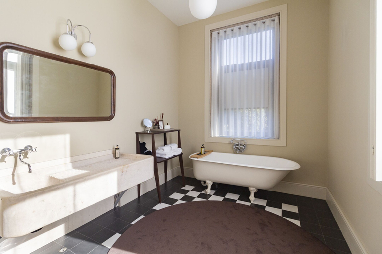 Bathroom 5, Marquês Garden House by Olivia, Porto