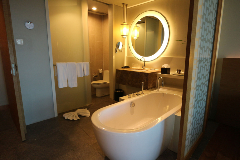 Bedroom 5, Rayong Marriott Resort & Spa, Klaeng