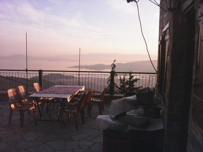 Food & Drinks 4, Archontiko Kirmili, Thessaly