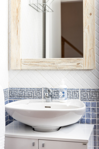 Bathroom 3, Monte das Alpenduradas, Odemira