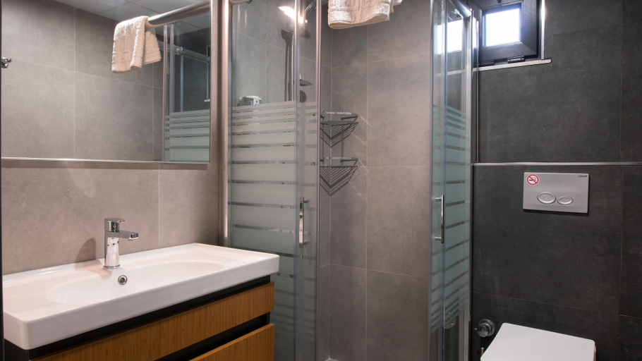 Bathroom 5, Opera Suites, Antalya
