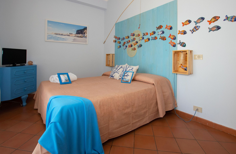 Bedroom 3, Palermo Mare Holidays, Palermo