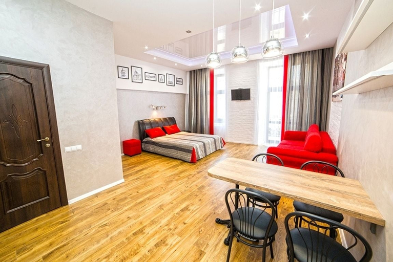 Others 4, Apartment Mitskevicha 5a, L'vivs'ka