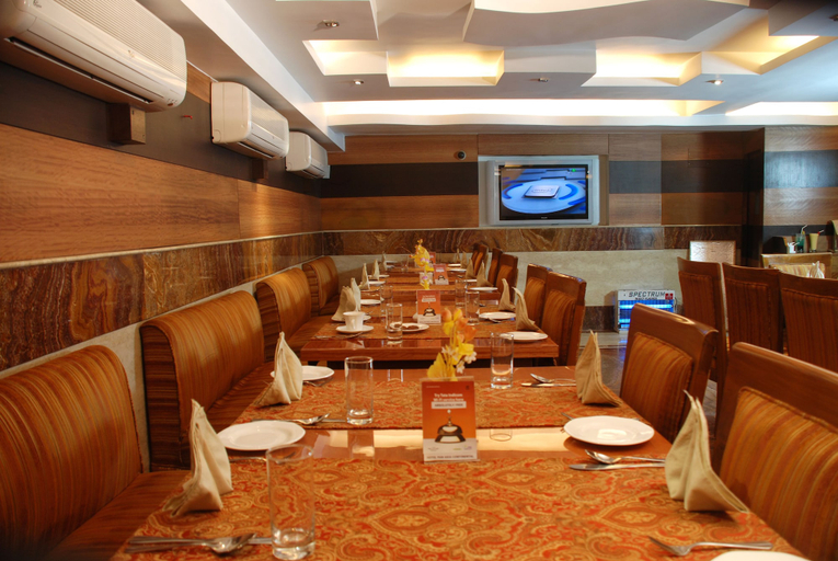 Food & Drinks 5, Hotel Pan Asia Continental, Kolkata