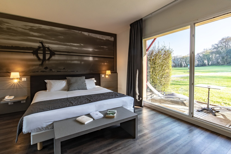 Bedroom 3, Saint-Malo Golf Resort, Ille-et-Vilaine