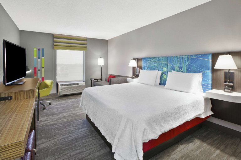 Bedroom 3, Hampton Inn & Suites Springboro/Dayton Area South, Warren