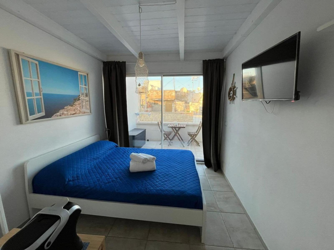 Bedroom 3, Romì, Bari