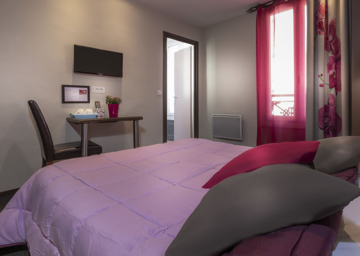 Bedroom 4, Montsouris Orléans Hotel, Paris