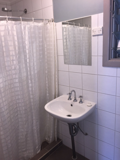 Bathroom 4, Capricornia Motel, Fannie Bay