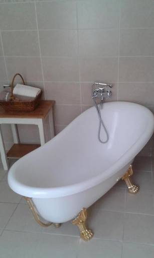 Bathroom 5, Vanille Bourbon, Tarn-et-Garonne