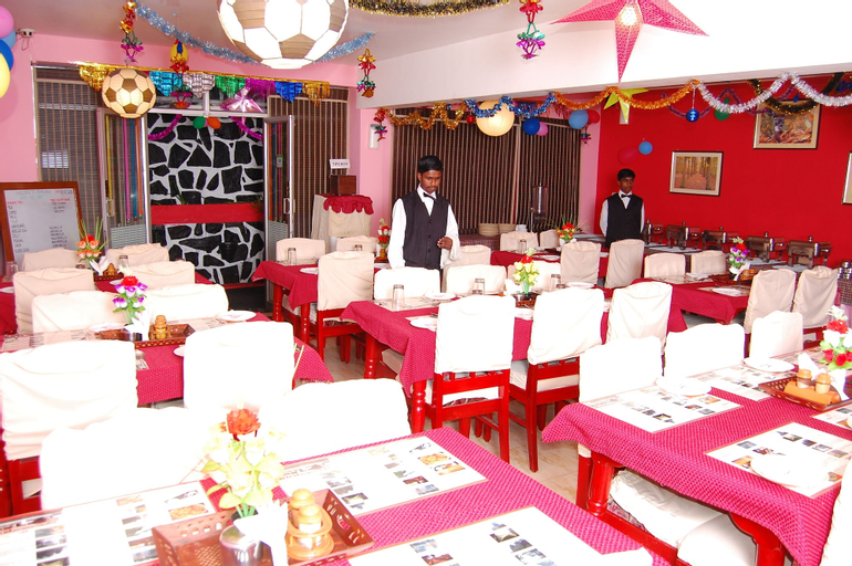 Food & Drinks 5, Apple Valley, Dindigul