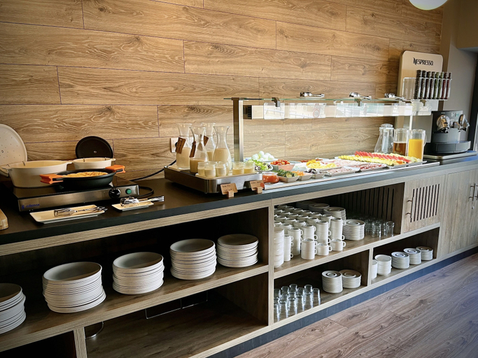 Food & Drinks 5, Hotel Acta Madfor, Madrid