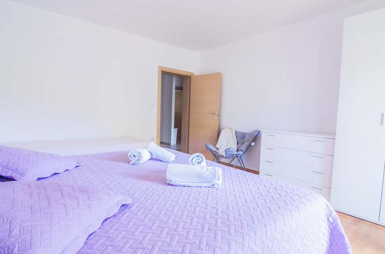 Bedroom 3, Apartments Nicole, Pula