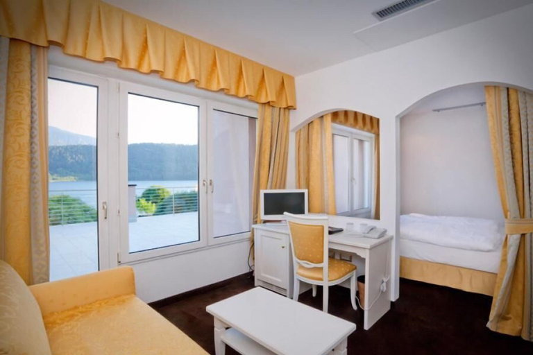 Bedroom 3, Parc Hotel Du Lac, Trento
