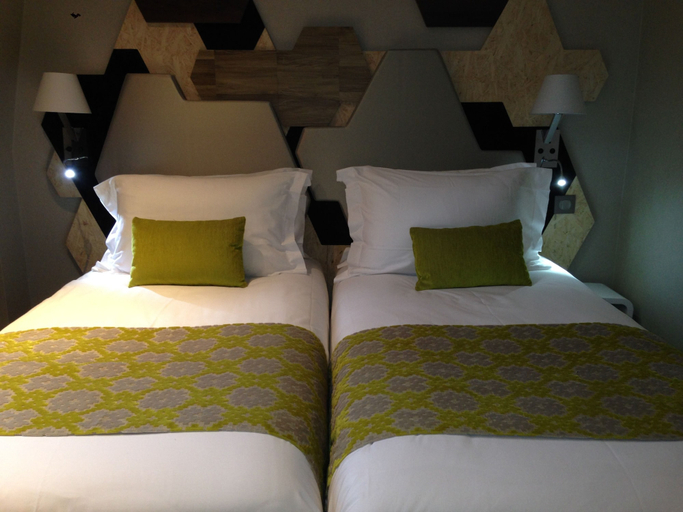 Bedroom 3, Hotel Prince Albert Wagram, Paris